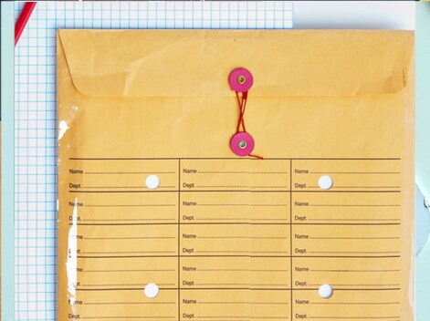  envelope de papel com Fita Transparente Scotch®.
